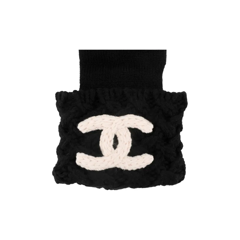 CHANEL Cashmere Knit Gloves Unisex Black-2