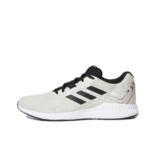 STAR WARS × adidas feiert CONSORTIUM SUPERSTAR WHITE & BLACK