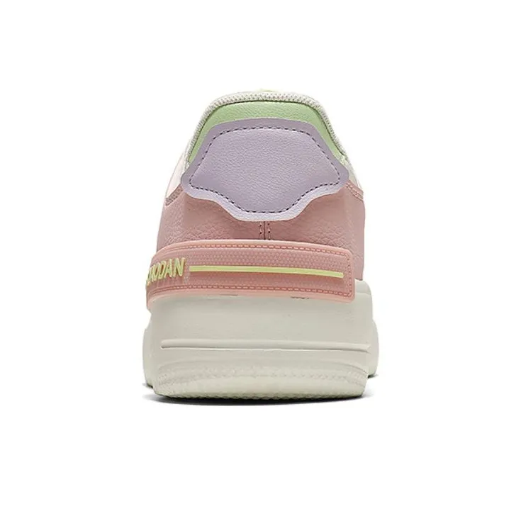 QIAODAN Durable Breathable Low Top Skateboard Shoes Women's White Pink-4