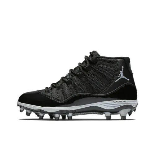 Jordan 11 Retro Cleat Black