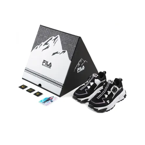 White Mountaineering X FILA FUSION FILA X White Mountaineering Chunky Sneakers Men Low-Top Black/White