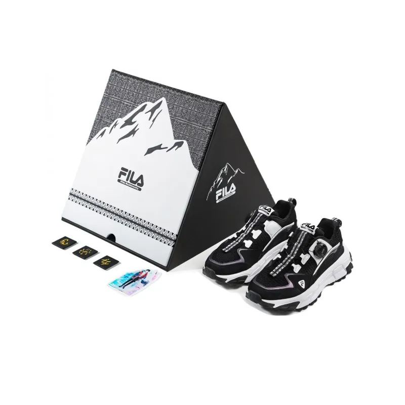 White Mountaineering X FILA FUSION FILA X White Mountaineering Chunky Sneakers Men Low Top Black/White-0