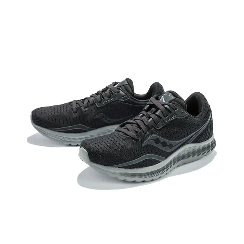 Saucony Kinvara 11 Blackout Women's Wide-3