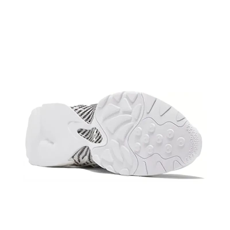 Reebok Trideca 200 Sports Shoes White/Black/Gray-5
