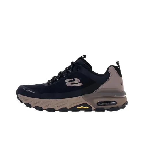 Skechers Max Protect Outdoor Shoes Men Low-Top Black