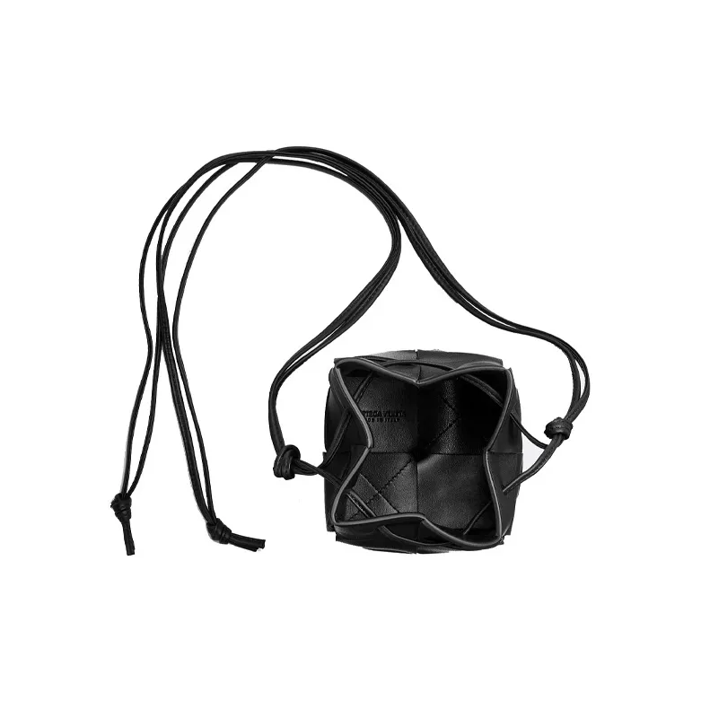 Bottega Veneta Drawstring Cassette Mini Intreccio Black-2