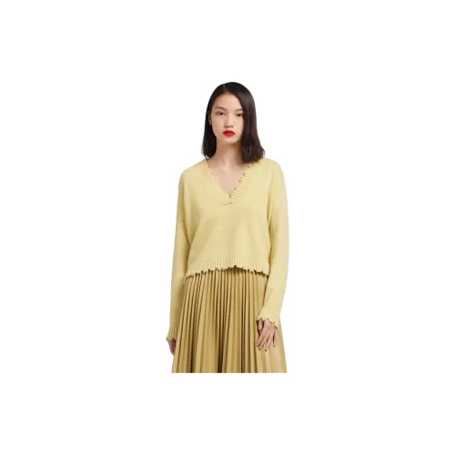 ERDOS Sweaters Women's Chick Yellow