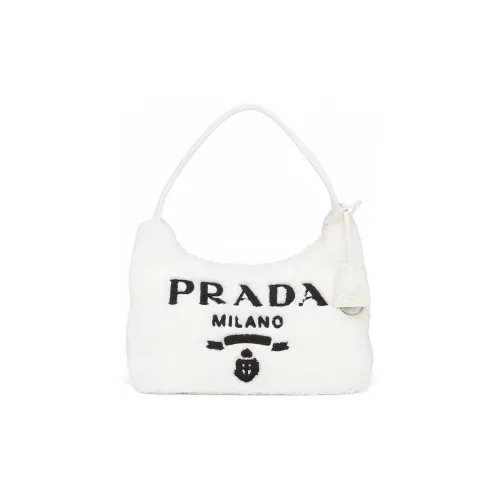 PRADA Female Re-Edition Single-Shoulder Bag