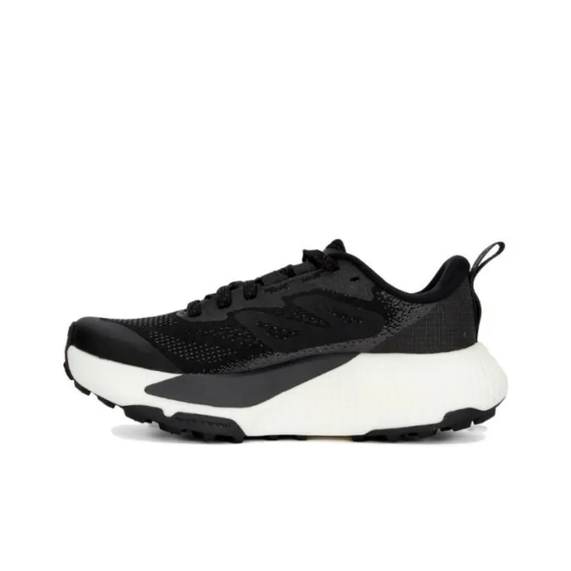 THE NORTH FACE Altamesa 500 Cushioning, Wear Resistant Low Top Outdoor Shoes Women's Black-0