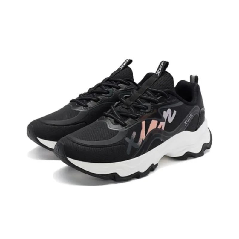 XTEP Man Dance Cushioning Wear Resistant Low Top Running Shoes Women's Black-2