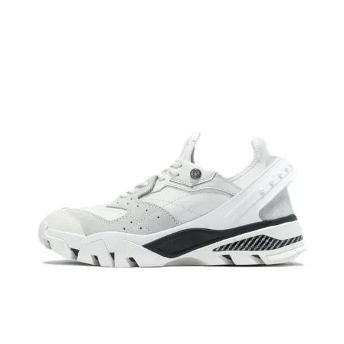 CALVIN KLEIN Low-Top Casual Shoes Women's White