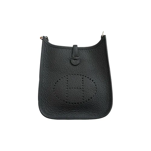 HERMES Evelyne Crossbody Bags