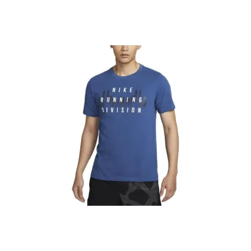 Nike T-Shirts Men Courtyard Blue