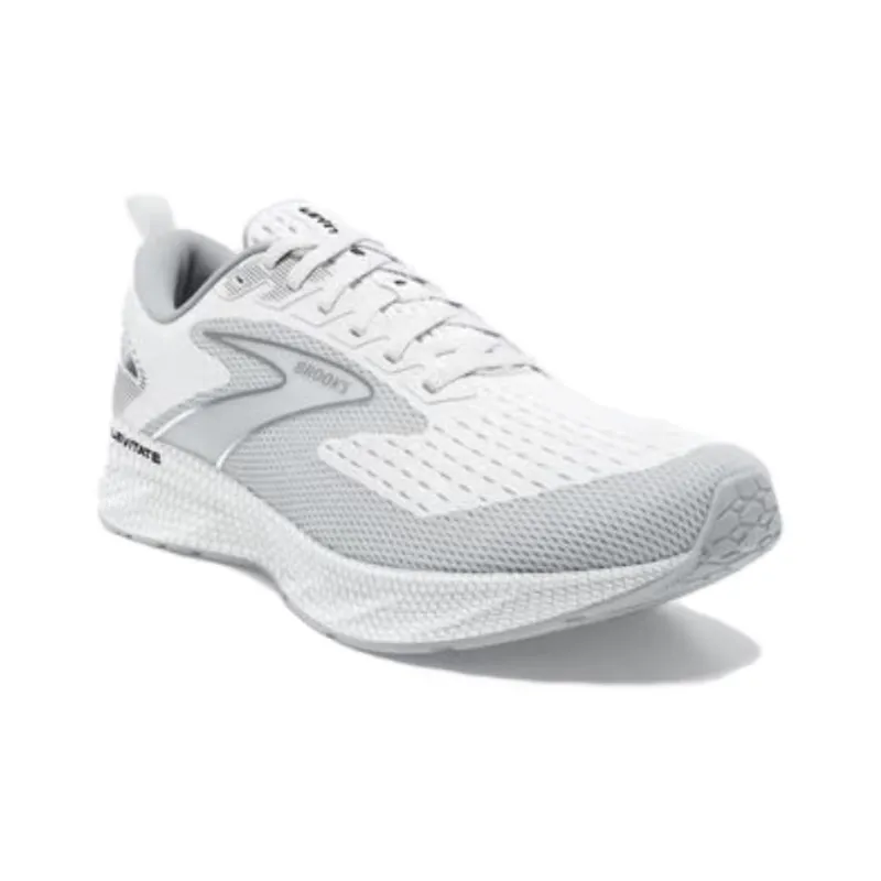 Brooks Levitate 6 'Bright White Oyster Mushroom'-2