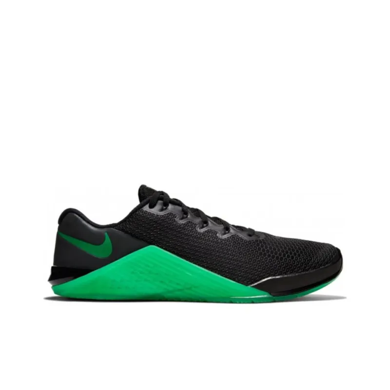 Nike Metcon 5 Black Lucky Green-1