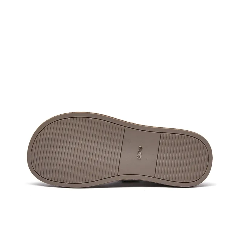 La Chapelle Abrasion Resistant Closed Toe Slippers Women's-4