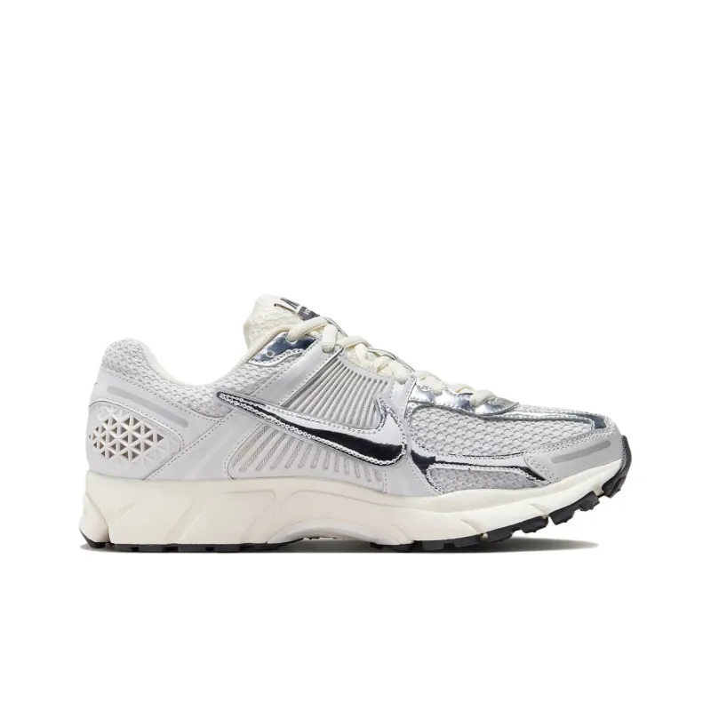Nike Zoom Vomero 5 Chrome-1