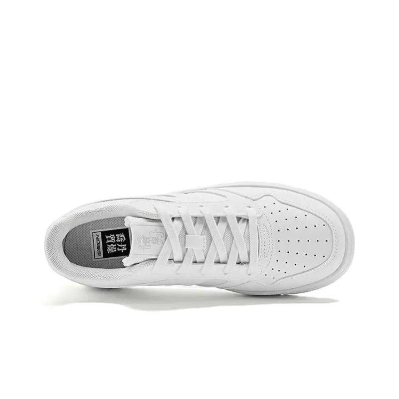 QIAODAN Durable Breathable Low Top Skateboard Shoes Women's White-4