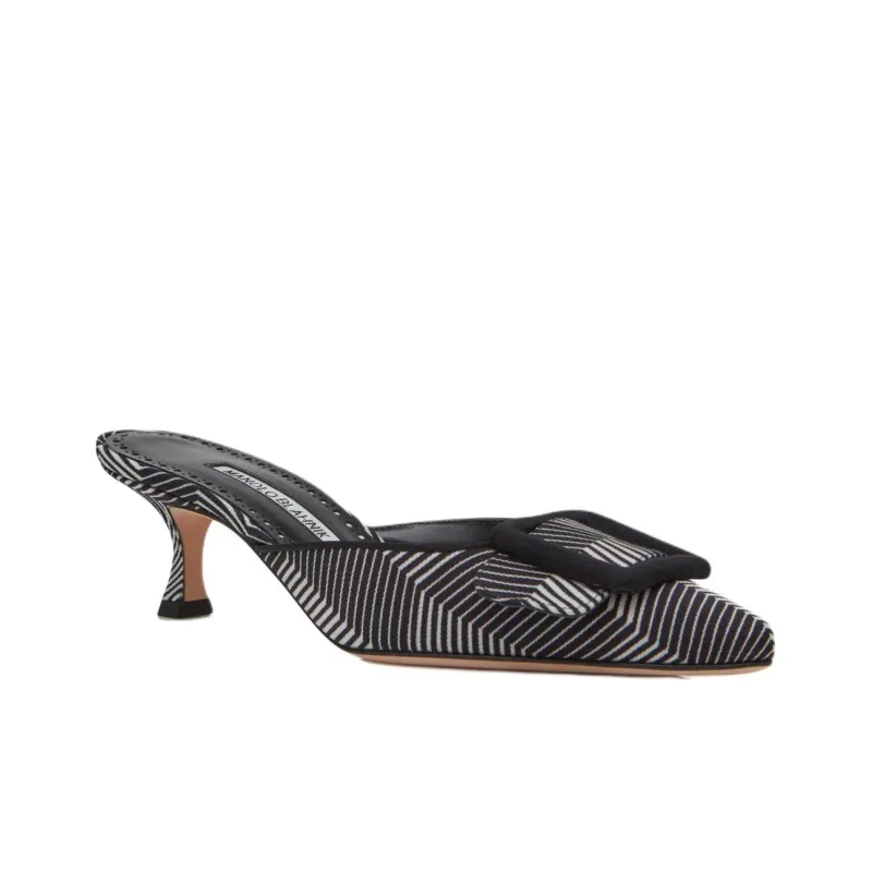 MANOLO BLAHNIK Maysalebi Genuine Leather Sole Abrasion Resistant Closed Toe Slippers Women's Black-2