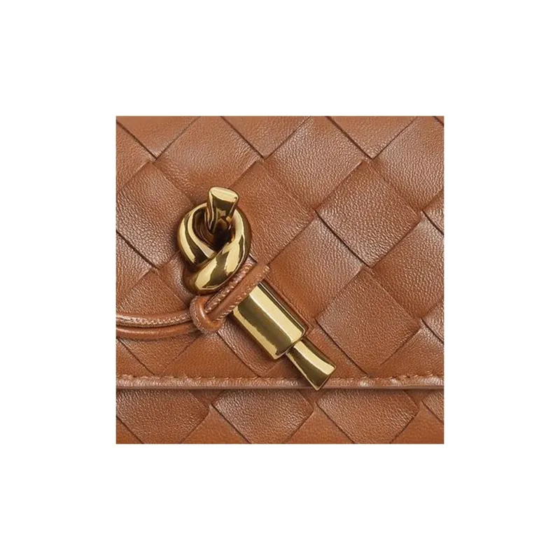 Bottega Veneta Andiamo Series Lambskin Wallet Trumpets Women's Cognac Brandy-4