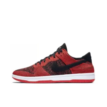 Nike Dunk Low Flyknit Bred