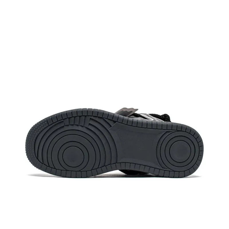 HOBIBEAR Snuggles Collection Anti Slip Wear Resistant Lightweight Breathable Low Top Skateboard Shoes Unisex-7