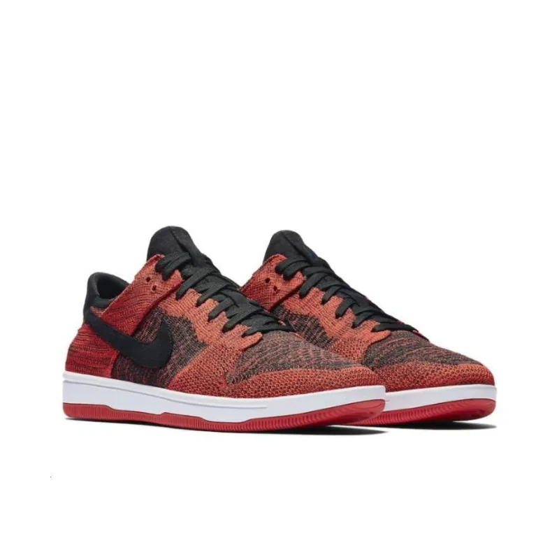 Nike Dunk Low Flyknit Bred-3