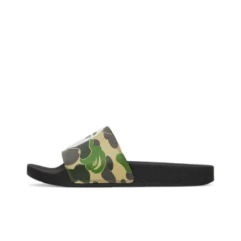 A BATHING APE Camo Slide 'Black'