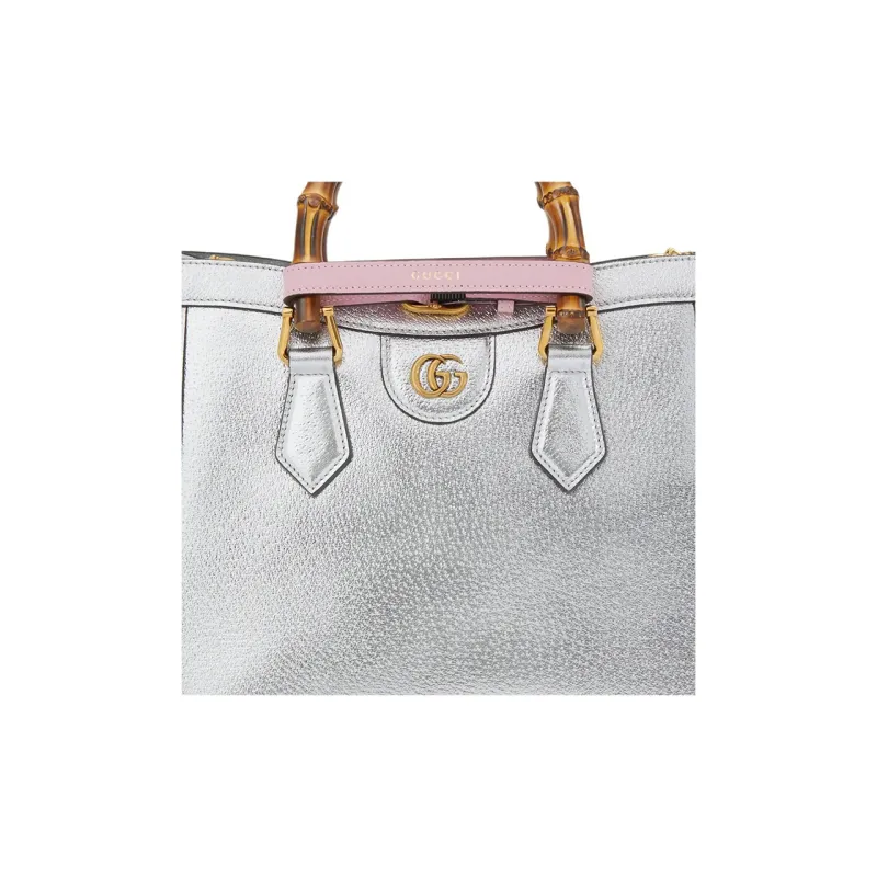 GUCCI Diana Handbags-10