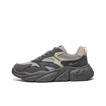 Warrior Low Top Chunky Sneakers Men's Black Gray Color