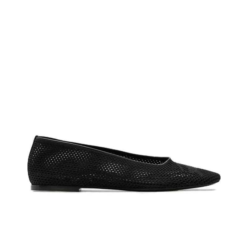 Burberry Casual Single Shoes Women's Black-1