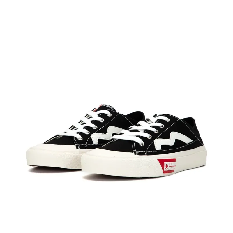 BOBBIE BURNS Low Top Skateboard Shoes Unisex Black-2