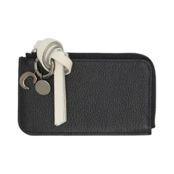 Chloe Alphabet Grain Cow Leather Wallet Women's Black