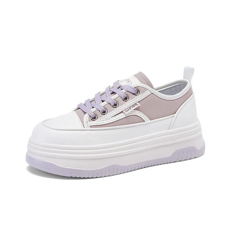 DAPHNE Low Top Skateboard Shoes Women's-1