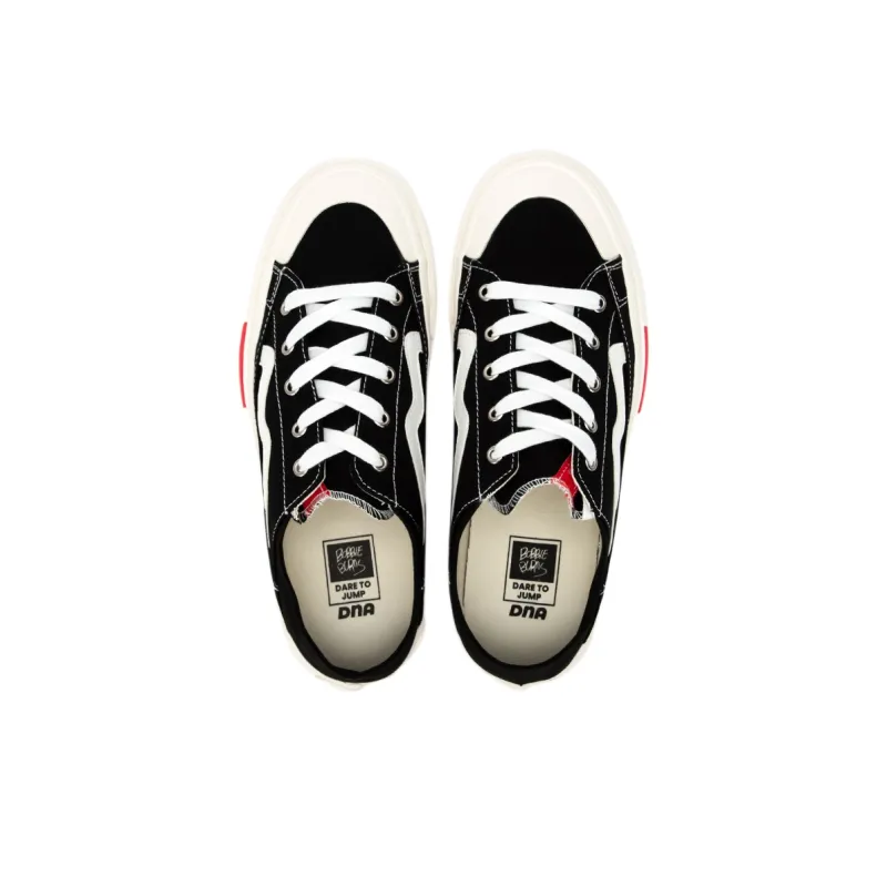 BOBBIE BURNS Low Top Skateboard Shoes Unisex Black-3