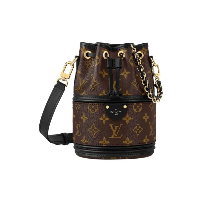 LOUIS VUITTON Canoé-0