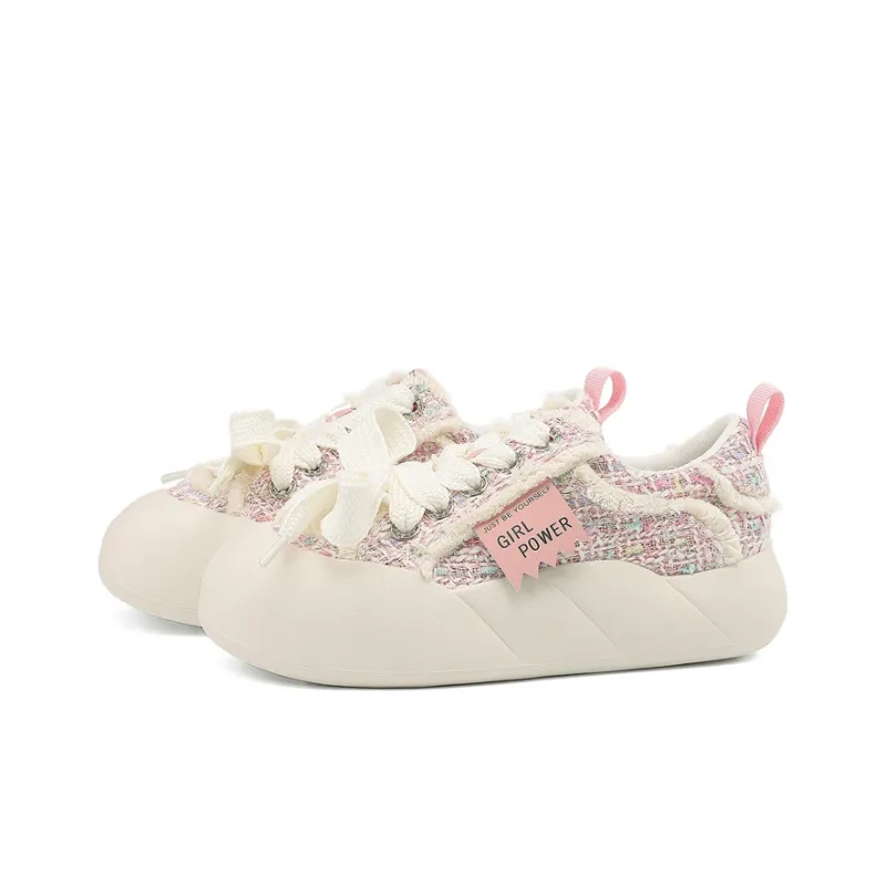 DAPHNE Low Top Skateboard Shoes Women's-1