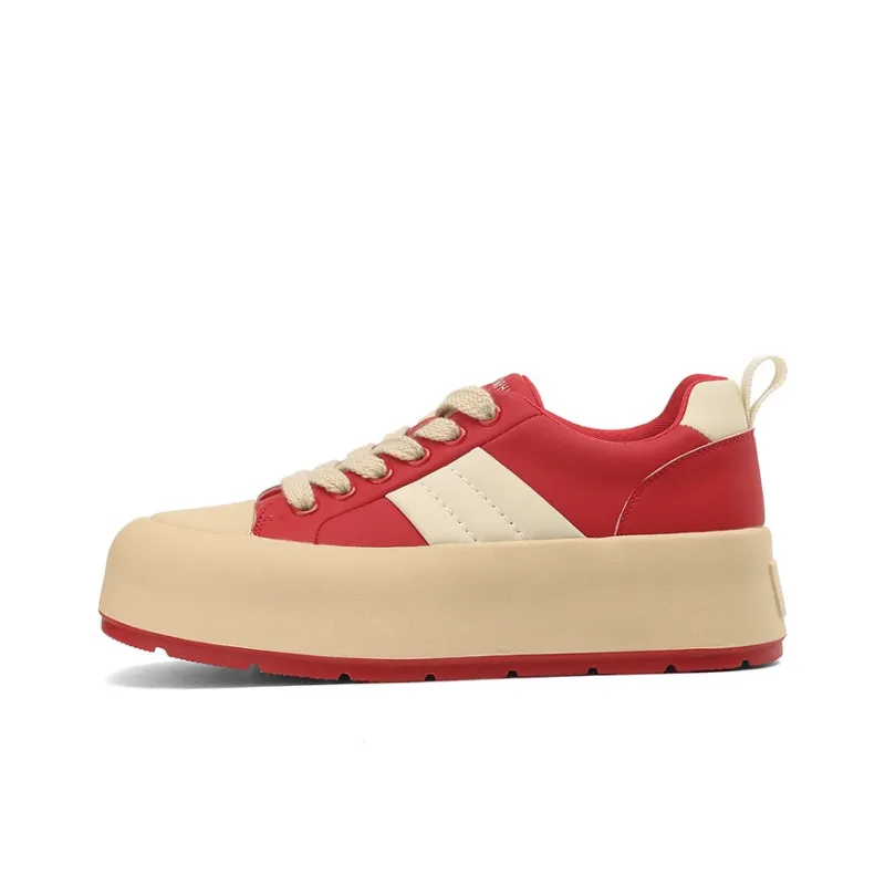 DAPHNE Low Top Skateboard Shoes Women's-3