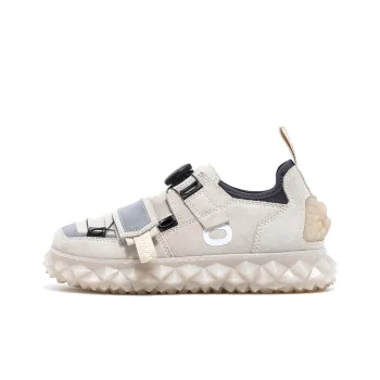 OETZI Low Top Skateboard Shoes Unisex