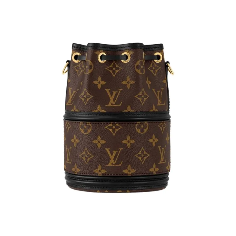 LOUIS VUITTON Canoé-2