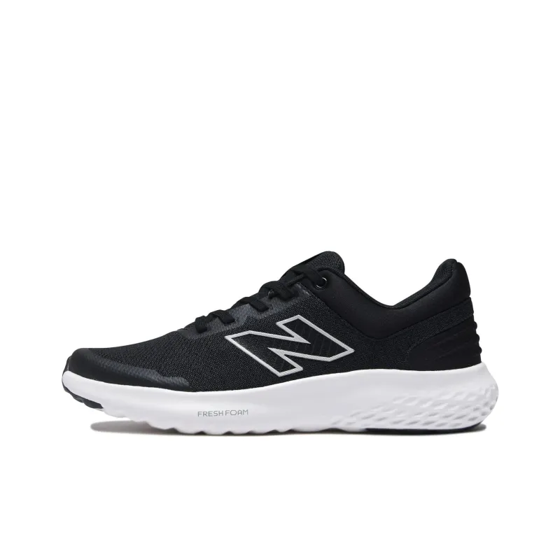 New Balance Fresh Foam 'Black'-0
