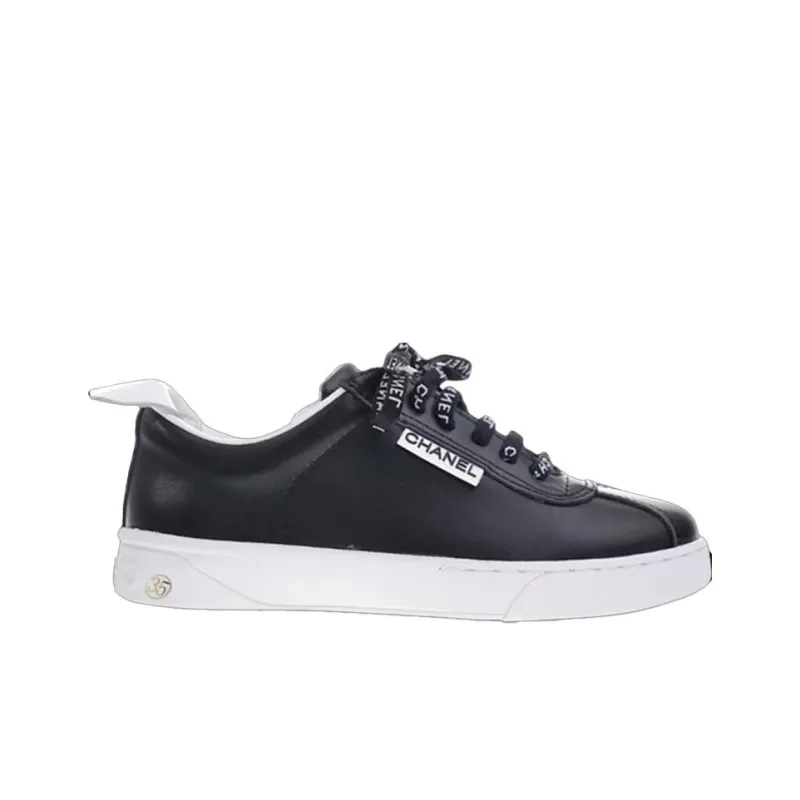 CHANEL Low Top Stylish Skateboarding Shoes Women's Black-1