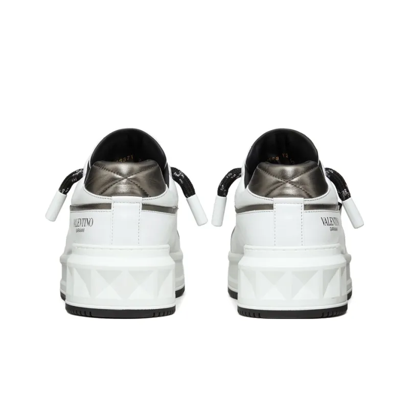 Valentino Garavani One Stud Low 'White Black'-4
