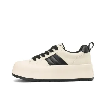 DAPHNE Low Top Skateboard Shoes Women's