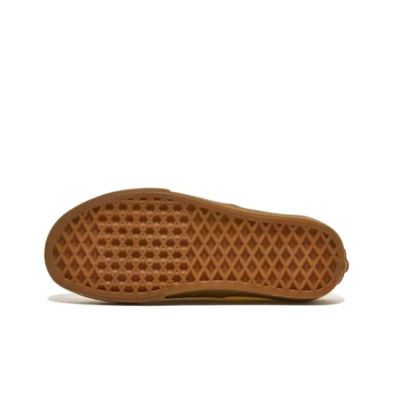 Vans Classic Slip On 'Marshmallow Gum'-4