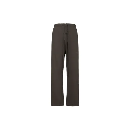 Fear of God Essentials FW22 Relaxed Sweatpant Off Black 