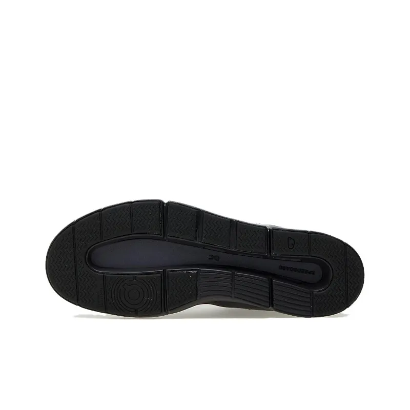 On THE ROGER Cushioning, Wear Resistant Low Top Skateboard Shoes Men's Black-3