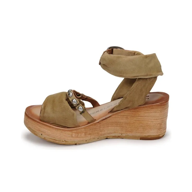 AirStep NOA STRAP II One Strap Sandals Women's Khaki-6