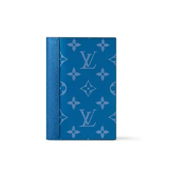 LOUIS VUITTON M31050 Passport Cover