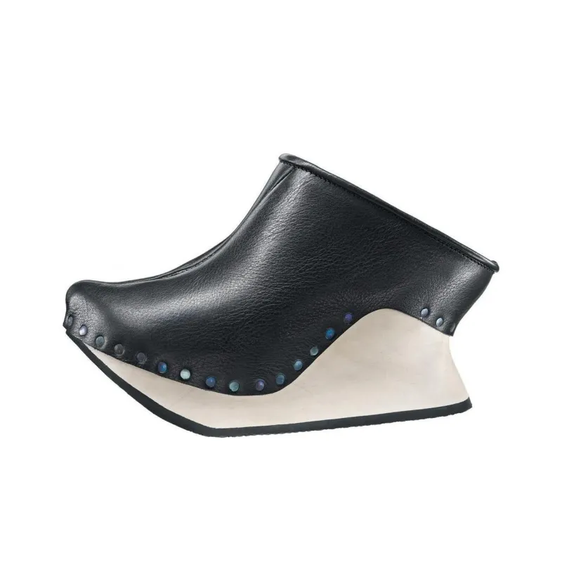 Trippen Slip-Resistant Wrap-toe Slippers Women's Black-0